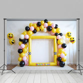 Aperturee - Aperturee Back To School Smiles Balloon Arch Photo Backdrop